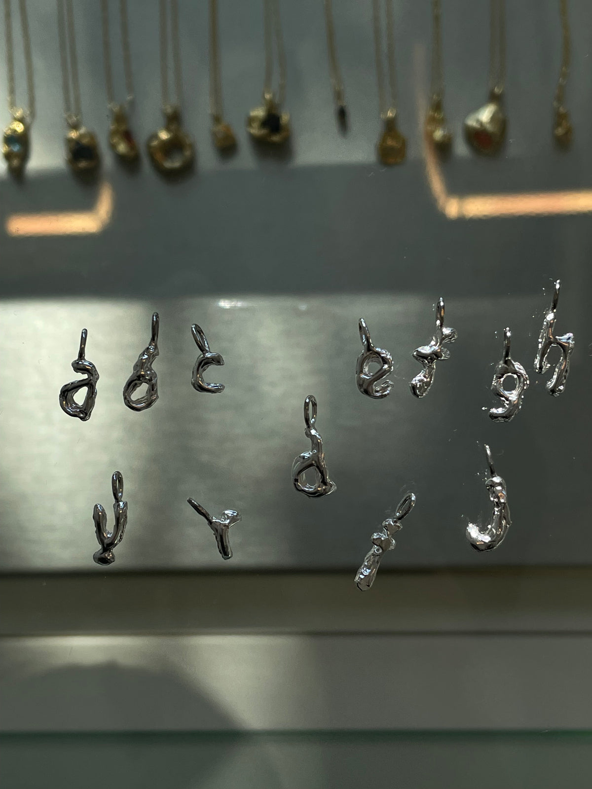 Alphabet necklace（アルファベットネックレス）